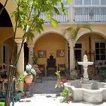 Casa Del Anticuario *
